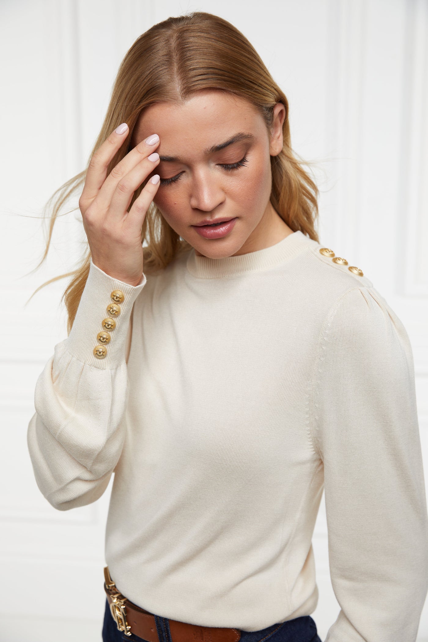 Kelsie Crew Neck Knit (Almond)