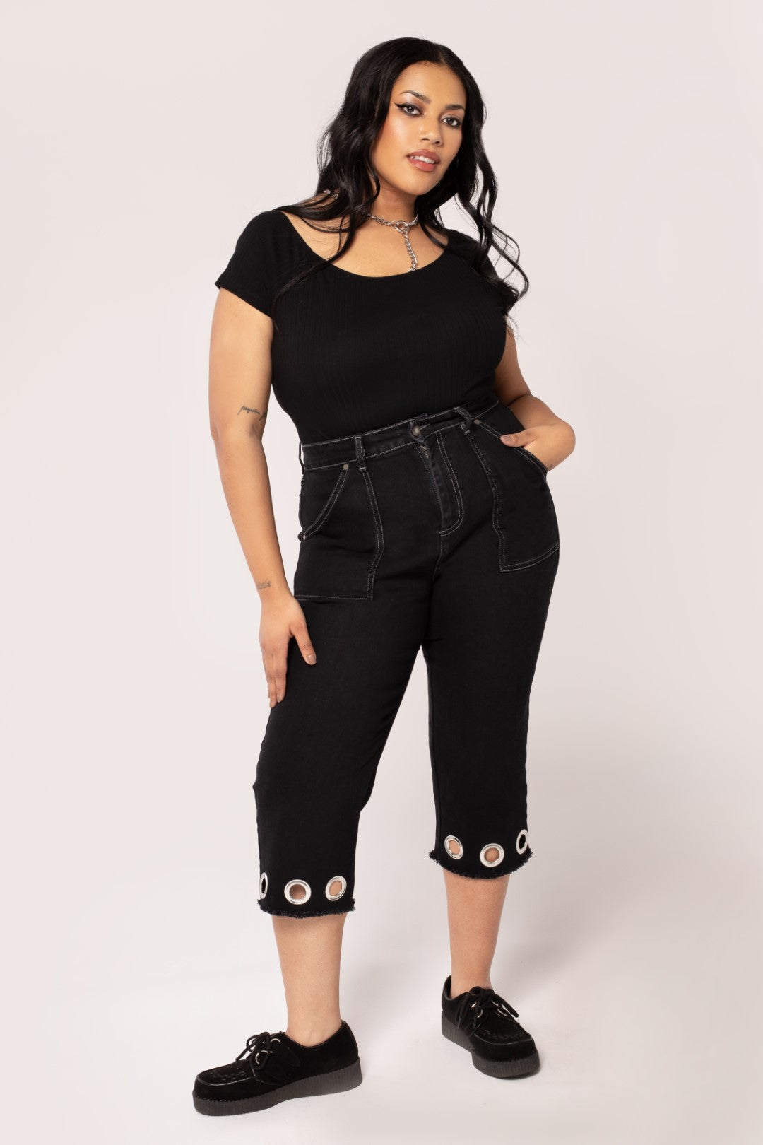 Destroya Cropped Jeans