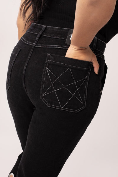 Destroya Cropped Jeans