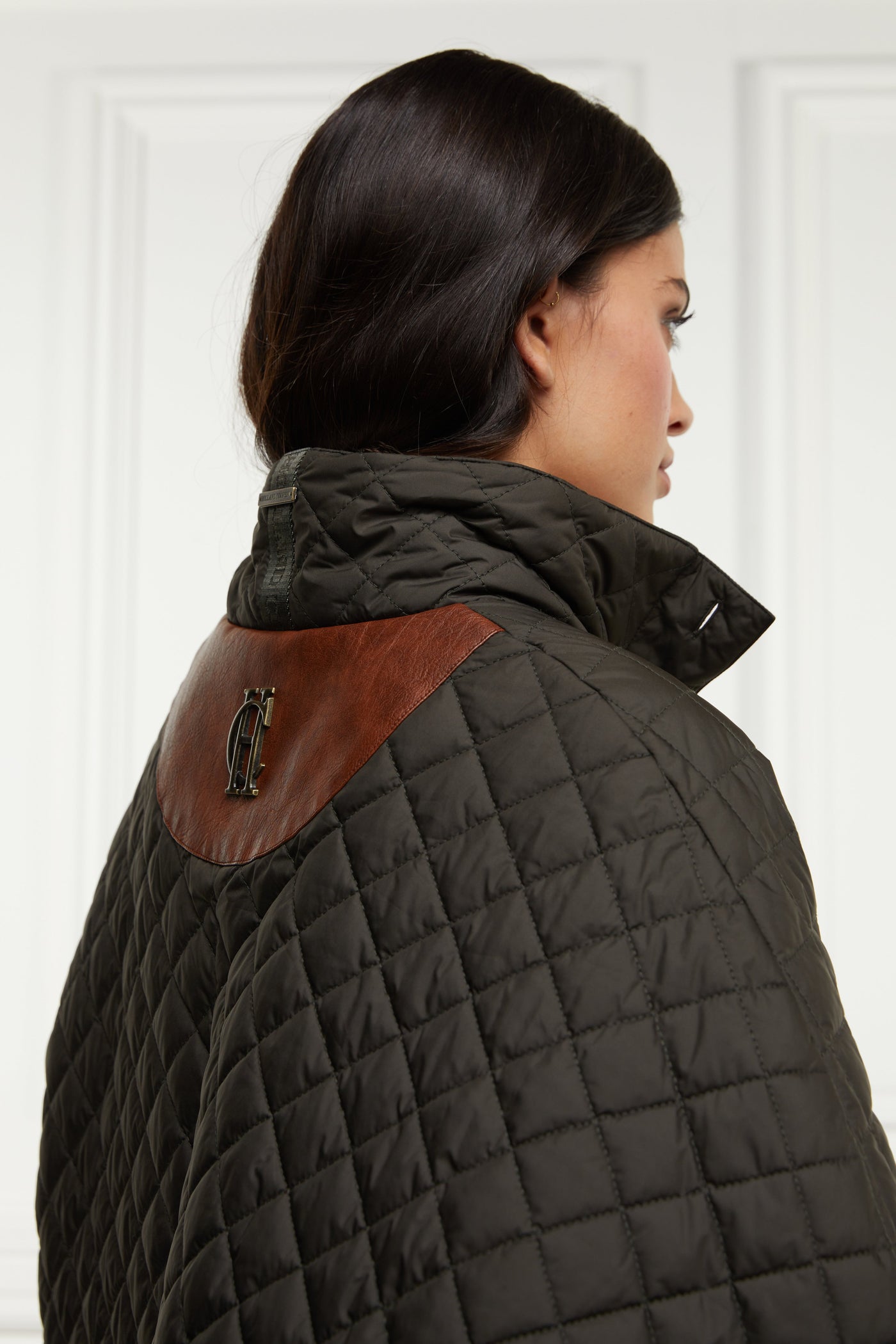 Brooke Quilted Cape (Dark Olive)